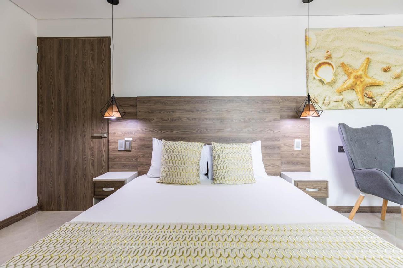 Hotel Velero San Antonio  Ngoại thất bức ảnh