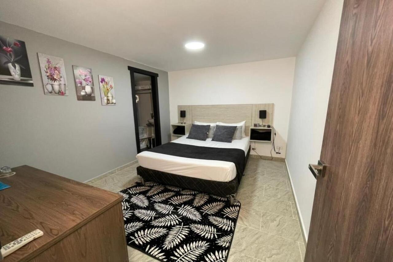 Hotel Velero San Antonio  Ngoại thất bức ảnh