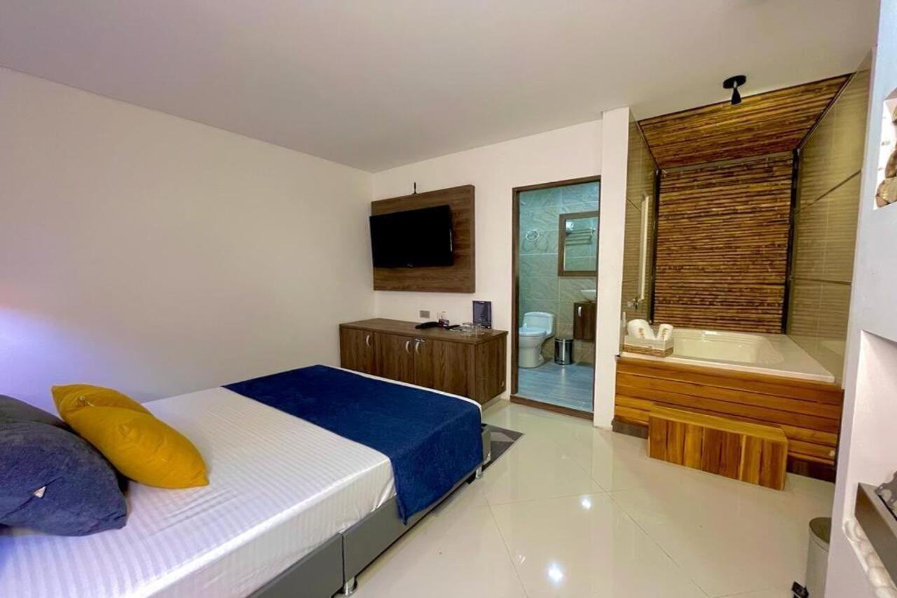 Hotel Velero San Antonio  Ngoại thất bức ảnh